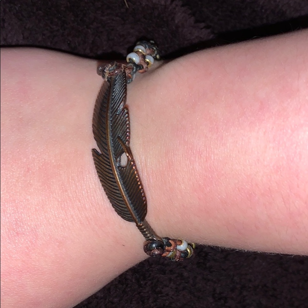 Bracelets - Picture 4 of 4